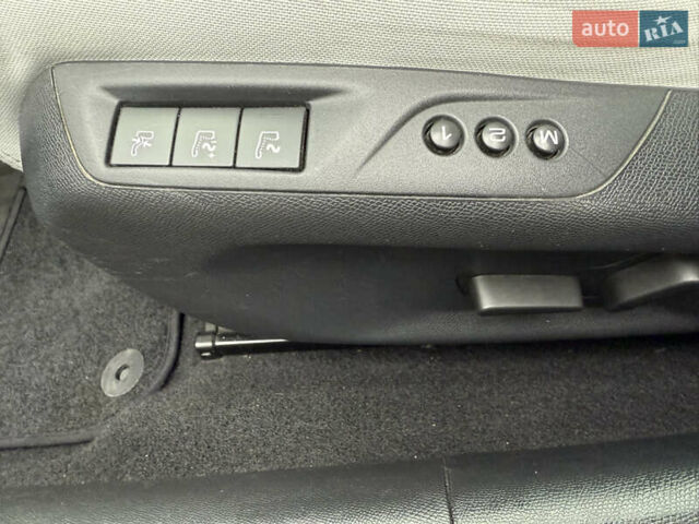 Чорний Пежо 308, об'ємом двигуна 2 л та пробігом 211 тис. км за 11900 $, фото 21 на Automoto.ua