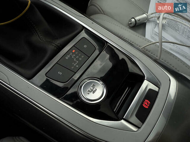 Черный Пежо 308, объемом двигателя 2 л и пробегом 211 тыс. км за 11999 $, фото 32 на Automoto.ua