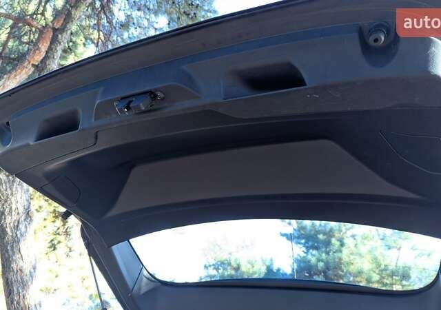 Черный Пежо 308, объемом двигателя 1.6 л и пробегом 270 тыс. км за 7800 $, фото 18 на Automoto.ua