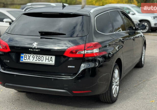 Черный Пежо 308, объемом двигателя 1.56 л и пробегом 277 тыс. км за 10500 $, фото 5 на Automoto.ua