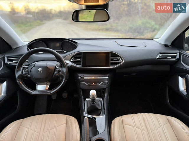 Черный Пежо 308, объемом двигателя 1.56 л и пробегом 198 тыс. км за 5799 $, фото 17 на Automoto.ua