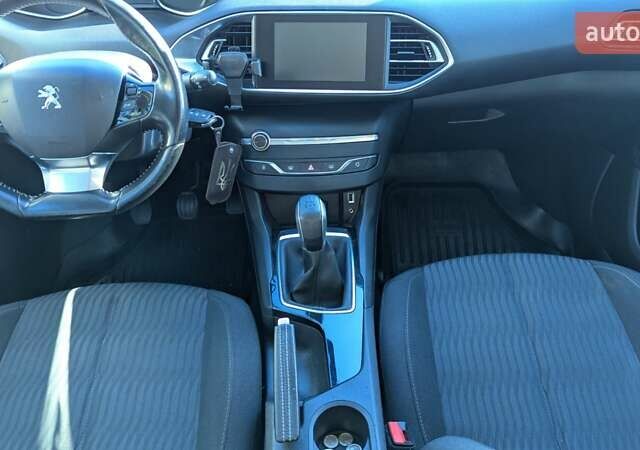 Черный Пежо 308, объемом двигателя 1.6 л и пробегом 270 тыс. км за 7800 $, фото 25 на Automoto.ua