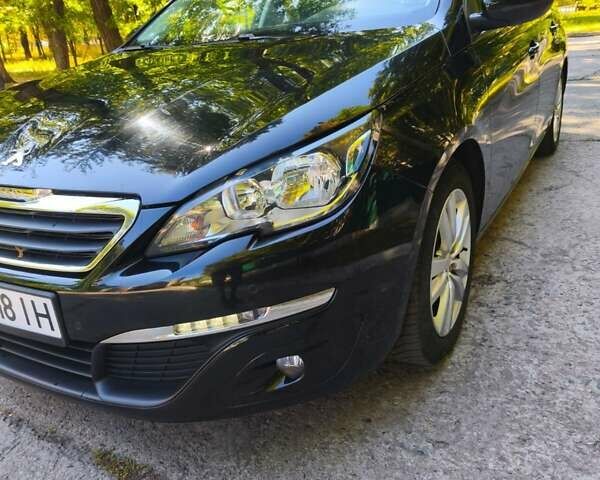 Черный Пежо 308, объемом двигателя 1.56 л и пробегом 221 тыс. км за 9500 $, фото 9 на Automoto.ua