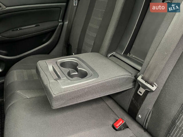 Чорний Пежо 308, об'ємом двигуна 1.6 л та пробігом 153 тис. км за 9200 $, фото 35 на Automoto.ua