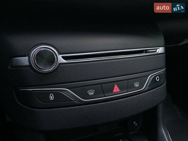 Чорний Пежо 308, об'ємом двигуна 2 л та пробігом 224 тис. км за 12200 $, фото 42 на Automoto.ua