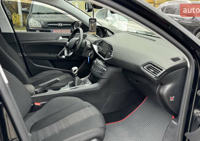 Черный Пежо 308, объемом двигателя 1.56 л и пробегом 277 тыс. км за 10500 $, фото 21 на Automoto.ua