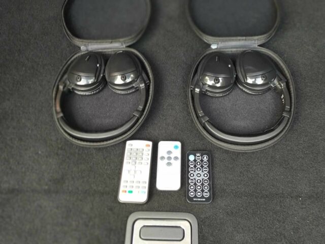 Чорний Пежо 308, об'ємом двигуна 1.6 л та пробігом 184 тис. км за 12000 $, фото 14 на Automoto.ua