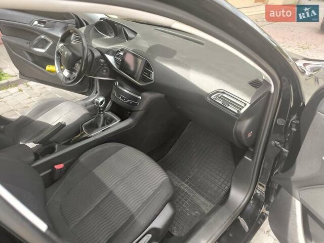 Черный Пежо 308, объемом двигателя 1.6 л и пробегом 308 тыс. км за 8200 $, фото 15 на Automoto.ua