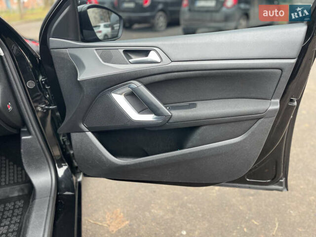 Чорний Пежо 308, об'ємом двигуна 1.6 л та пробігом 153 тис. км за 9200 $, фото 20 на Automoto.ua