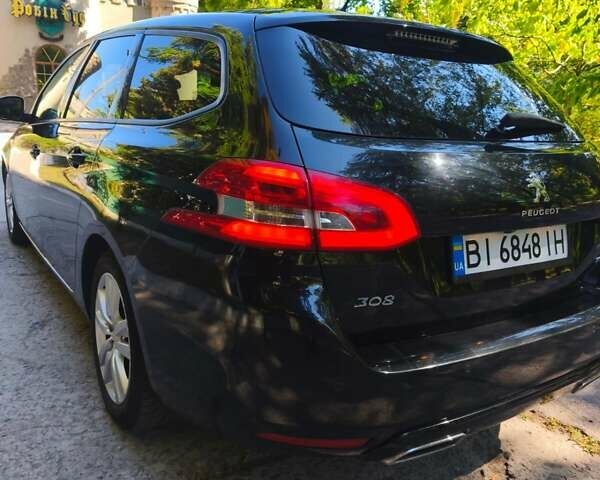 Черный Пежо 308, объемом двигателя 1.56 л и пробегом 221 тыс. км за 9500 $, фото 7 на Automoto.ua