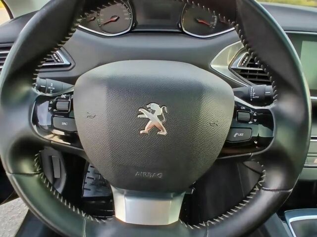 Черный Пежо 308, объемом двигателя 0 л и пробегом 218 тыс. км за 8700 $, фото 5 на Automoto.ua