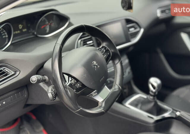 Черный Пежо 308, объемом двигателя 1.56 л и пробегом 277 тыс. км за 10500 $, фото 10 на Automoto.ua