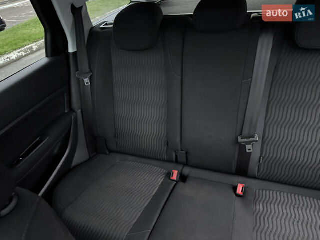 Чорний Пежо 308, об'ємом двигуна 1.6 л та пробігом 180 тис. км за 7800 $, фото 15 на Automoto.ua