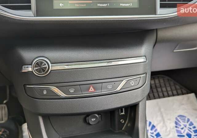 Черный Пежо 308, объемом двигателя 1.56 л и пробегом 230 тыс. км за 10200 $, фото 18 на Automoto.ua