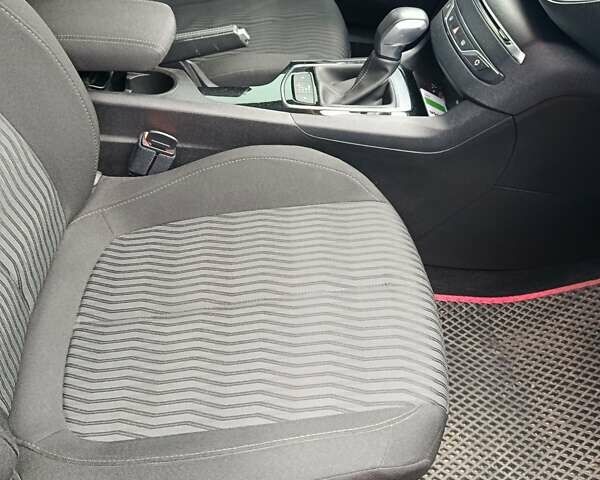 Чорний Пежо 308, об'ємом двигуна 1.56 л та пробігом 163 тис. км за 10400 $, фото 30 на Automoto.ua