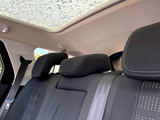 Чорний Пежо 308, об'ємом двигуна 1.6 л та пробігом 324 тис. км за 7700 $, фото 7 на Automoto.ua