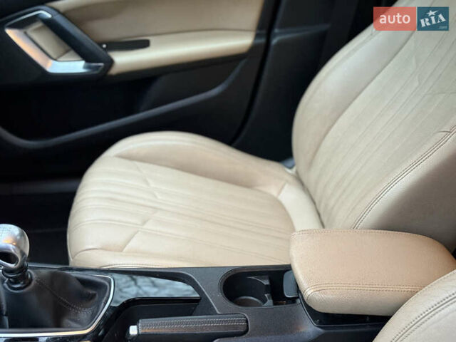 Черный Пежо 308, объемом двигателя 1.56 л и пробегом 198 тыс. км за 5799 $, фото 31 на Automoto.ua