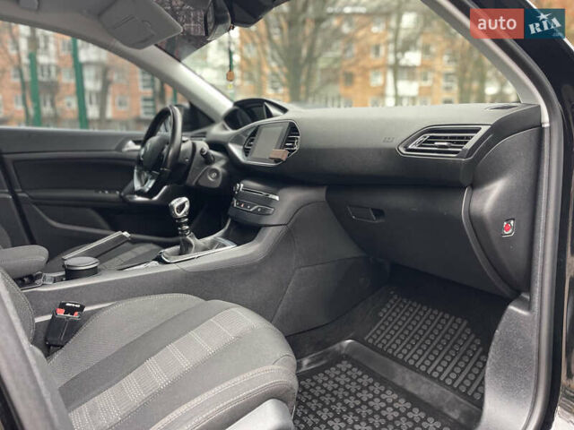 Чорний Пежо 308, об'ємом двигуна 1.6 л та пробігом 153 тис. км за 9200 $, фото 22 на Automoto.ua