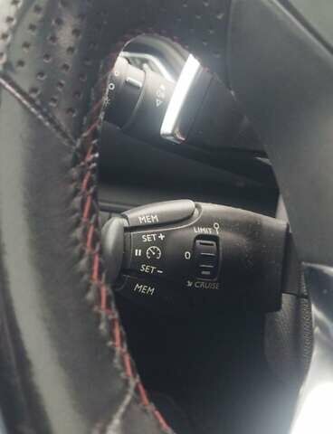 Чорний Пежо 308, об'ємом двигуна 2 л та пробігом 290 тис. км за 12800 $, фото 31 на Automoto.ua