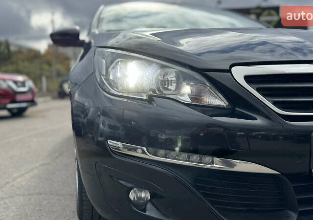 Черный Пежо 308, объемом двигателя 1.56 л и пробегом 277 тыс. км за 10500 $, фото 8 на Automoto.ua