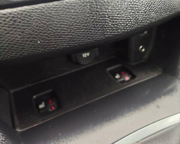 Черный Пежо 308, объемом двигателя 1.6 л и пробегом 178 тыс. км за 9950 $, фото 32 на Automoto.ua