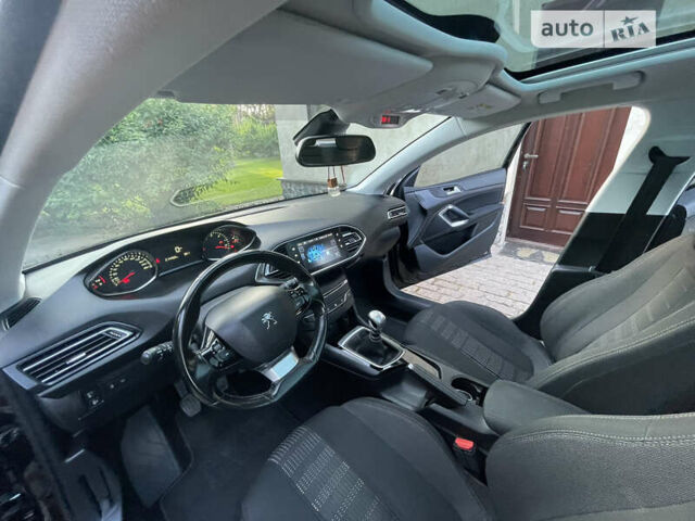 Черный Пежо 308, объемом двигателя 1.56 л и пробегом 232 тыс. км за 9999 $, фото 13 на Automoto.ua