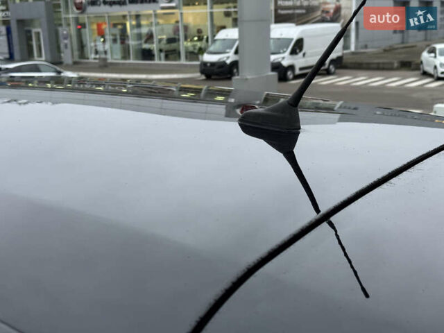 Чорний Пежо 308, об'ємом двигуна 1.6 л та пробігом 180 тис. км за 7800 $, фото 10 на Automoto.ua