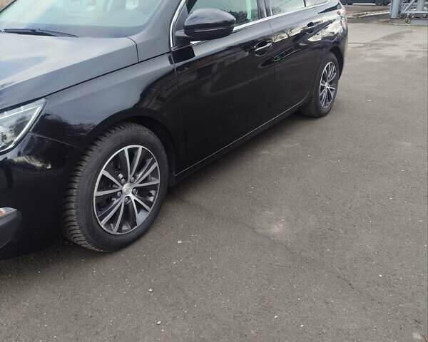 Черный Пежо 308, объемом двигателя 1.6 л и пробегом 178 тыс. км за 9950 $, фото 3 на Automoto.ua