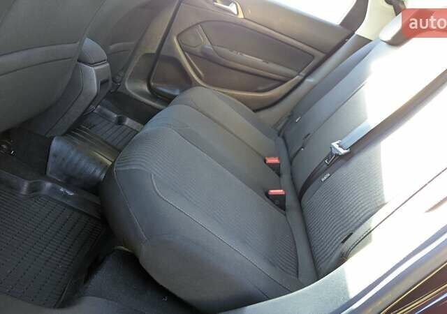 Черный Пежо 308, объемом двигателя 1.6 л и пробегом 270 тыс. км за 7800 $, фото 17 на Automoto.ua