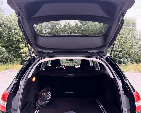 Черный Пежо 308, объемом двигателя 1.6 л и пробегом 222 тыс. км за 10000 $, фото 7 на Automoto.ua