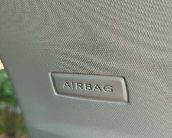 Черный Пежо 308, объемом двигателя 1.56 л и пробегом 221 тыс. км за 9500 $, фото 34 на Automoto.ua