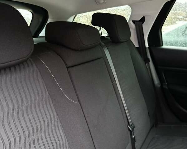 Чорний Пежо 308, об'ємом двигуна 1.56 л та пробігом 163 тис. км за 10400 $, фото 24 на Automoto.ua