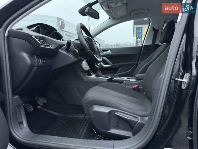 Чорний Пежо 308, об'ємом двигуна 1.6 л та пробігом 180 тис. км за 7800 $, фото 17 на Automoto.ua