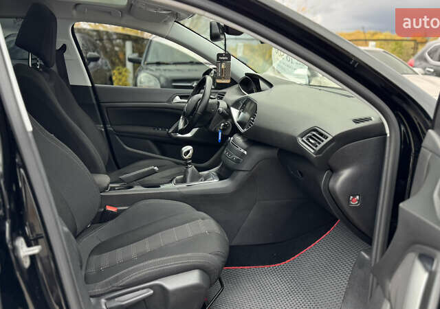 Черный Пежо 308, объемом двигателя 1.56 л и пробегом 277 тыс. км за 10500 $, фото 22 на Automoto.ua