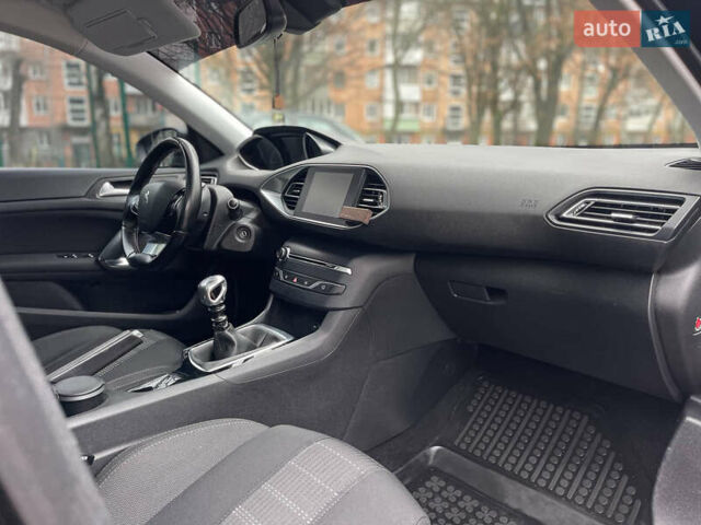 Чорний Пежо 308, об'ємом двигуна 1.6 л та пробігом 153 тис. км за 9200 $, фото 19 на Automoto.ua