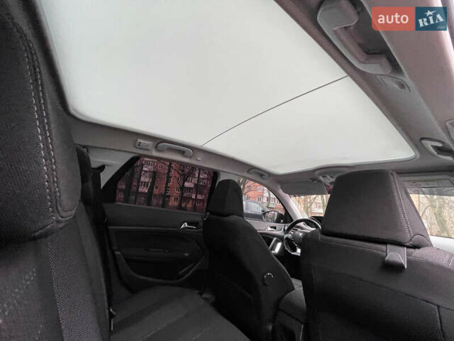 Чорний Пежо 308, об'ємом двигуна 1.6 л та пробігом 153 тис. км за 9200 $, фото 32 на Automoto.ua