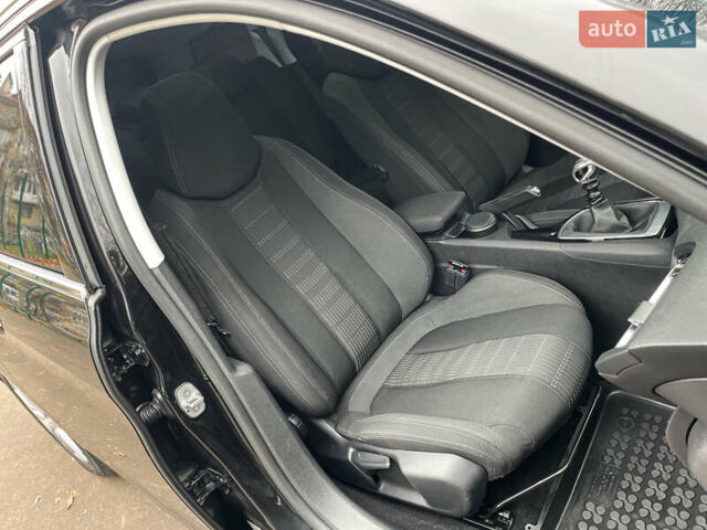Чорний Пежо 308, об'ємом двигуна 1.6 л та пробігом 153 тис. км за 9200 $, фото 24 на Automoto.ua