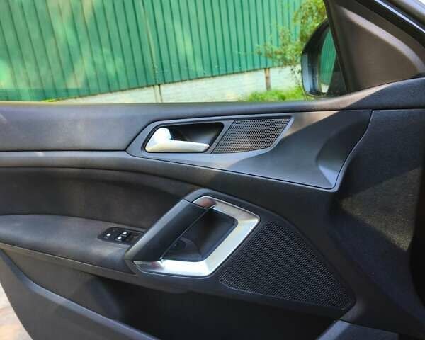 Черный Пежо 308, объемом двигателя 1.56 л и пробегом 221 тыс. км за 9500 $, фото 2 на Automoto.ua