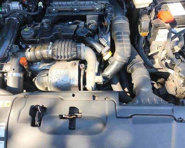 Черный Пежо 308, объемом двигателя 1.56 л и пробегом 221 тыс. км за 9500 $, фото 30 на Automoto.ua