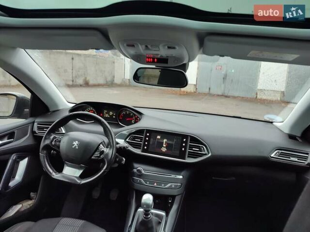 Черный Пежо 308, объемом двигателя 1.56 л и пробегом 180 тыс. км за 5900 $, фото 36 на Automoto.ua
