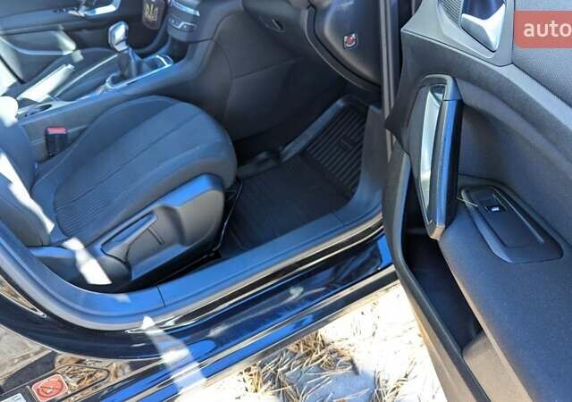 Черный Пежо 308, объемом двигателя 1.6 л и пробегом 270 тыс. км за 7800 $, фото 28 на Automoto.ua