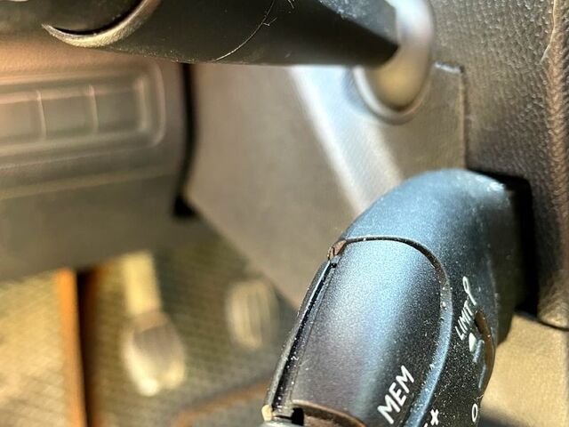 Чорний Пежо 308, об'ємом двигуна 1.6 л та пробігом 324 тис. км за 7700 $, фото 11 на Automoto.ua