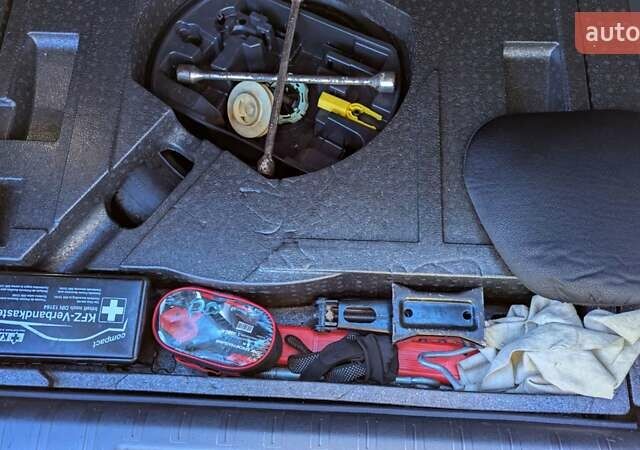 Черный Пежо 308, объемом двигателя 1.6 л и пробегом 270 тыс. км за 7800 $, фото 20 на Automoto.ua