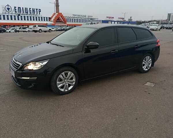 Чорний Пежо 308, об'ємом двигуна 1.56 л та пробігом 163 тис. км за 10400 $, фото 4 на Automoto.ua