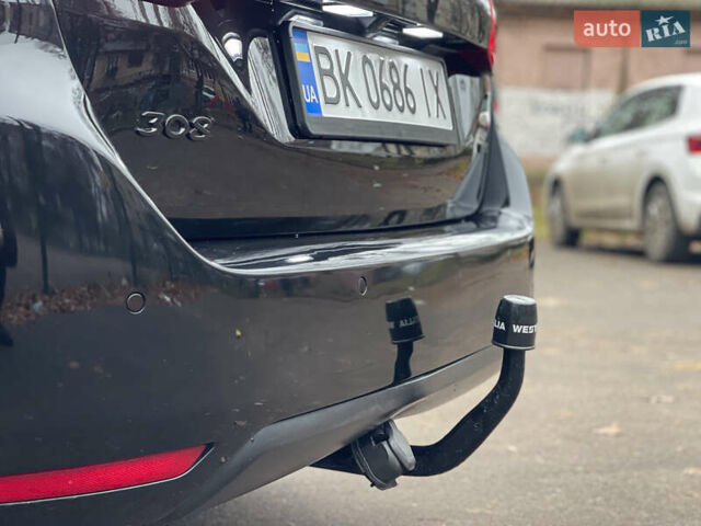 Чорний Пежо 308, об'ємом двигуна 1.6 л та пробігом 153 тис. км за 9200 $, фото 12 на Automoto.ua