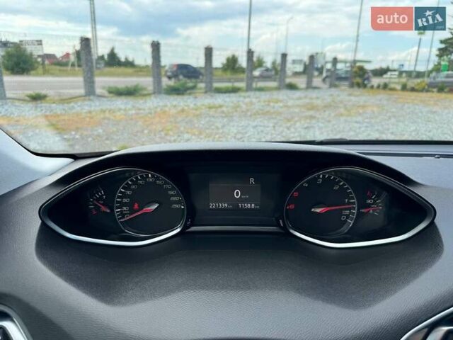 Черный Пежо 308, объемом двигателя 1.56 л и пробегом 221 тыс. км за 10750 $, фото 13 на Automoto.ua