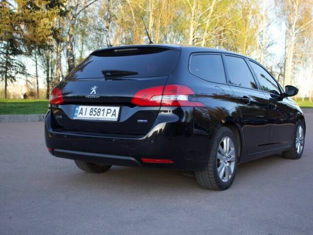 Чорний Пежо 308, об'ємом двигуна 1.6 л та пробігом 310 тис. км за 7500 $, фото 5 на Automoto.ua