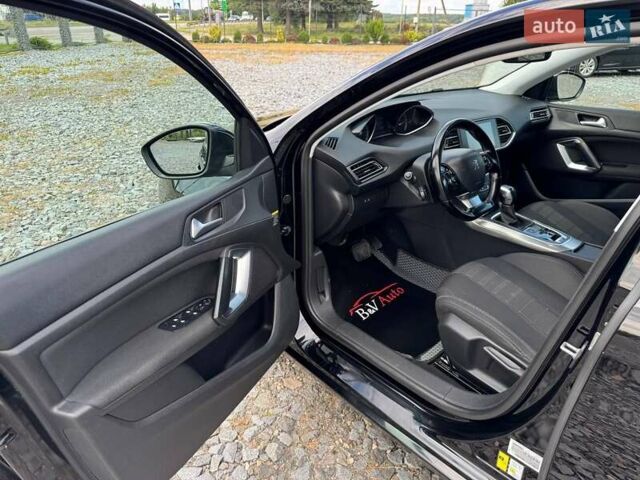 Черный Пежо 308, объемом двигателя 1.56 л и пробегом 221 тыс. км за 10750 $, фото 11 на Automoto.ua