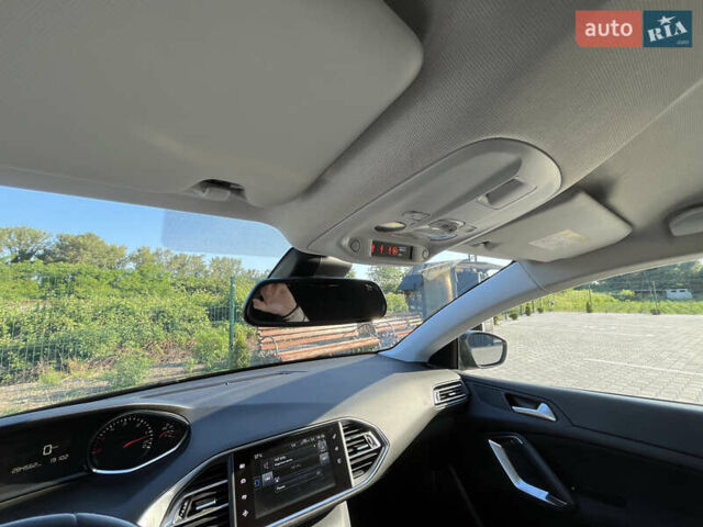 Черный Пежо 308, объемом двигателя 1.56 л и пробегом 284 тыс. км за 9300 $, фото 15 на Automoto.ua