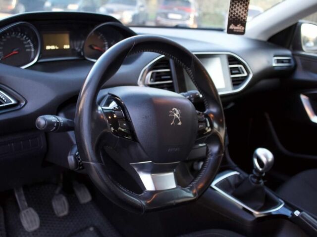 Чорний Пежо 308, об'ємом двигуна 1.6 л та пробігом 310 тис. км за 7500 $, фото 7 на Automoto.ua